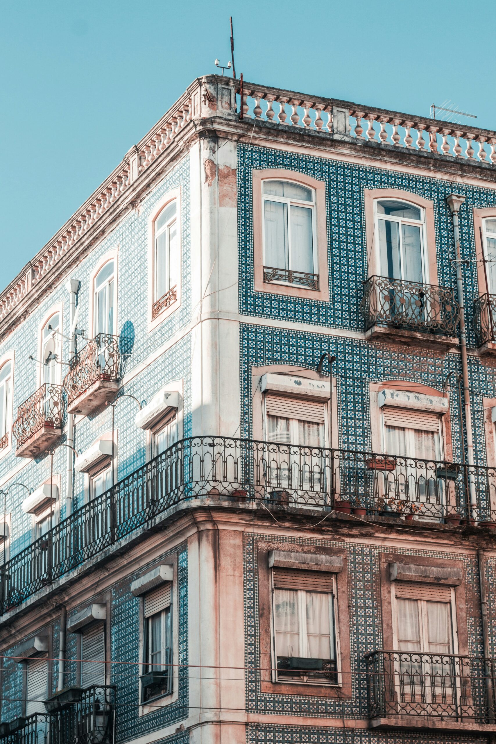 azulejos lisbon